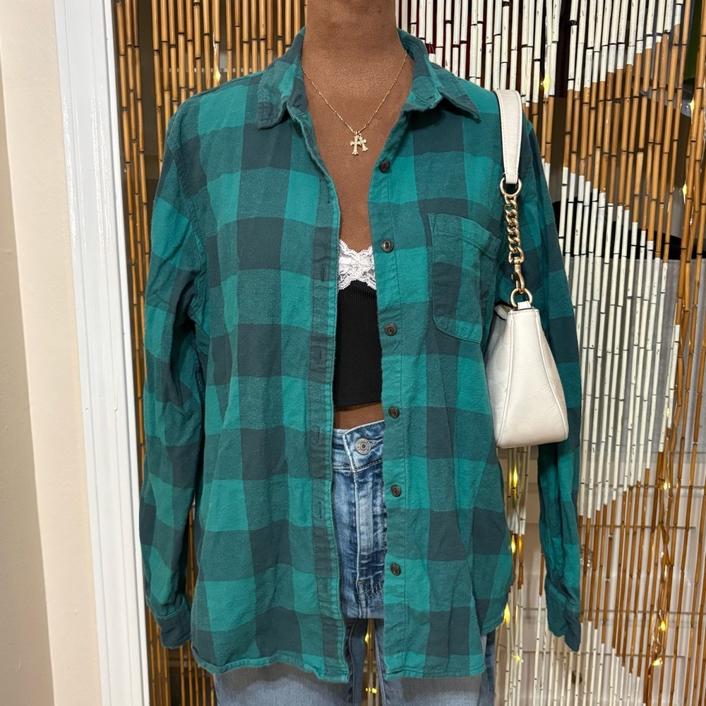 Universal Thread Green Plaid Flannel Button Down Shirt